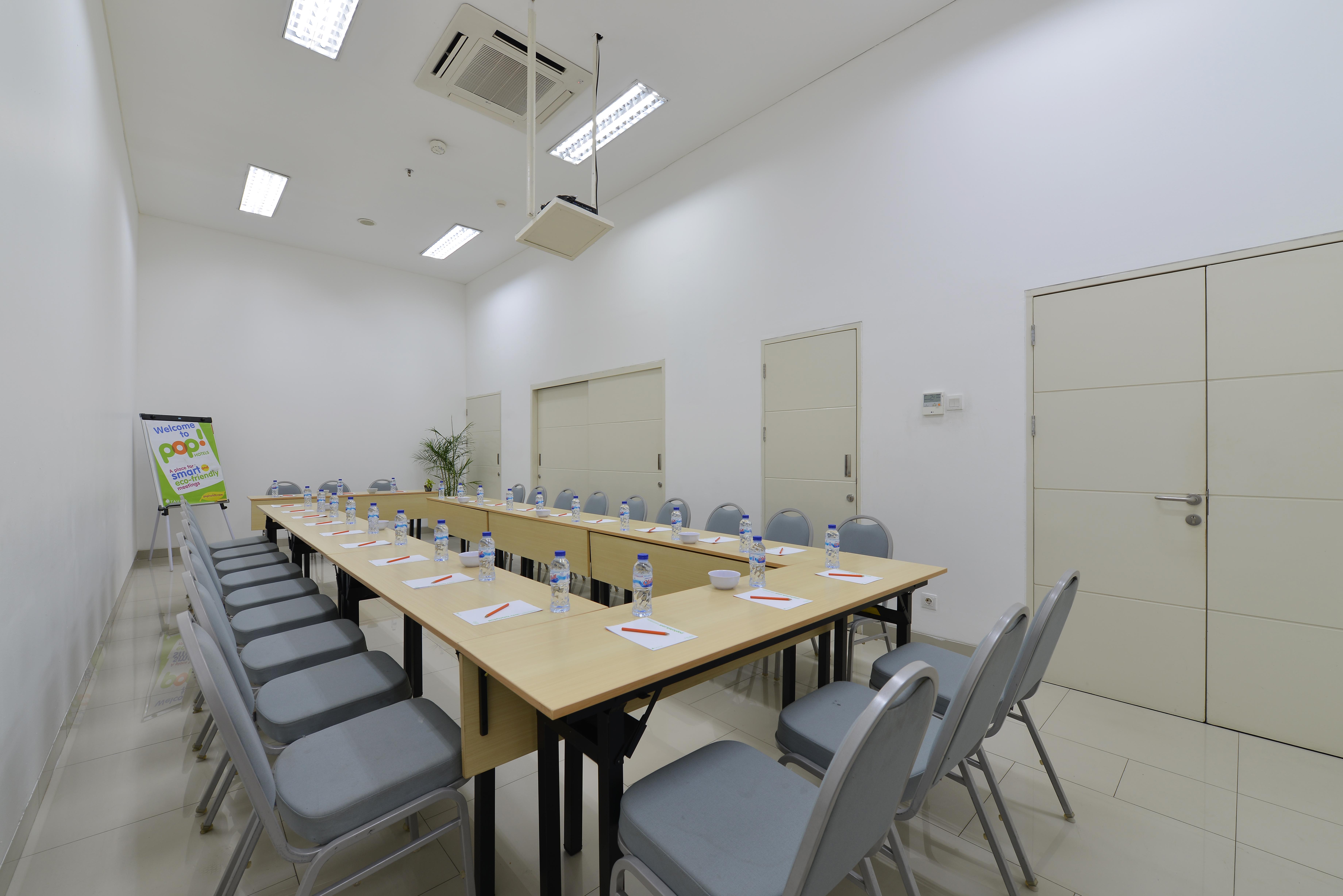Pop! Hotel Kemang ג'קרטה מראה חיצוני תמונה